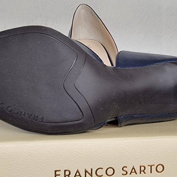 Franco Sarto Size 6 - Navy Blue 3-1/2" Heels - Picture 4 of 7